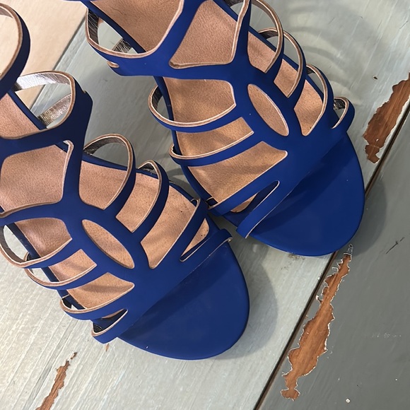 Cobalt blue strappy heels - NWOB 🌟 - Picture 3 of 11